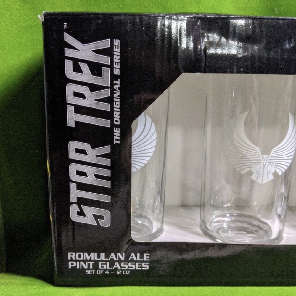 STAR TREK: The Original Series Romulan Ale Pint Glasses NIB - Picture 2 of 8